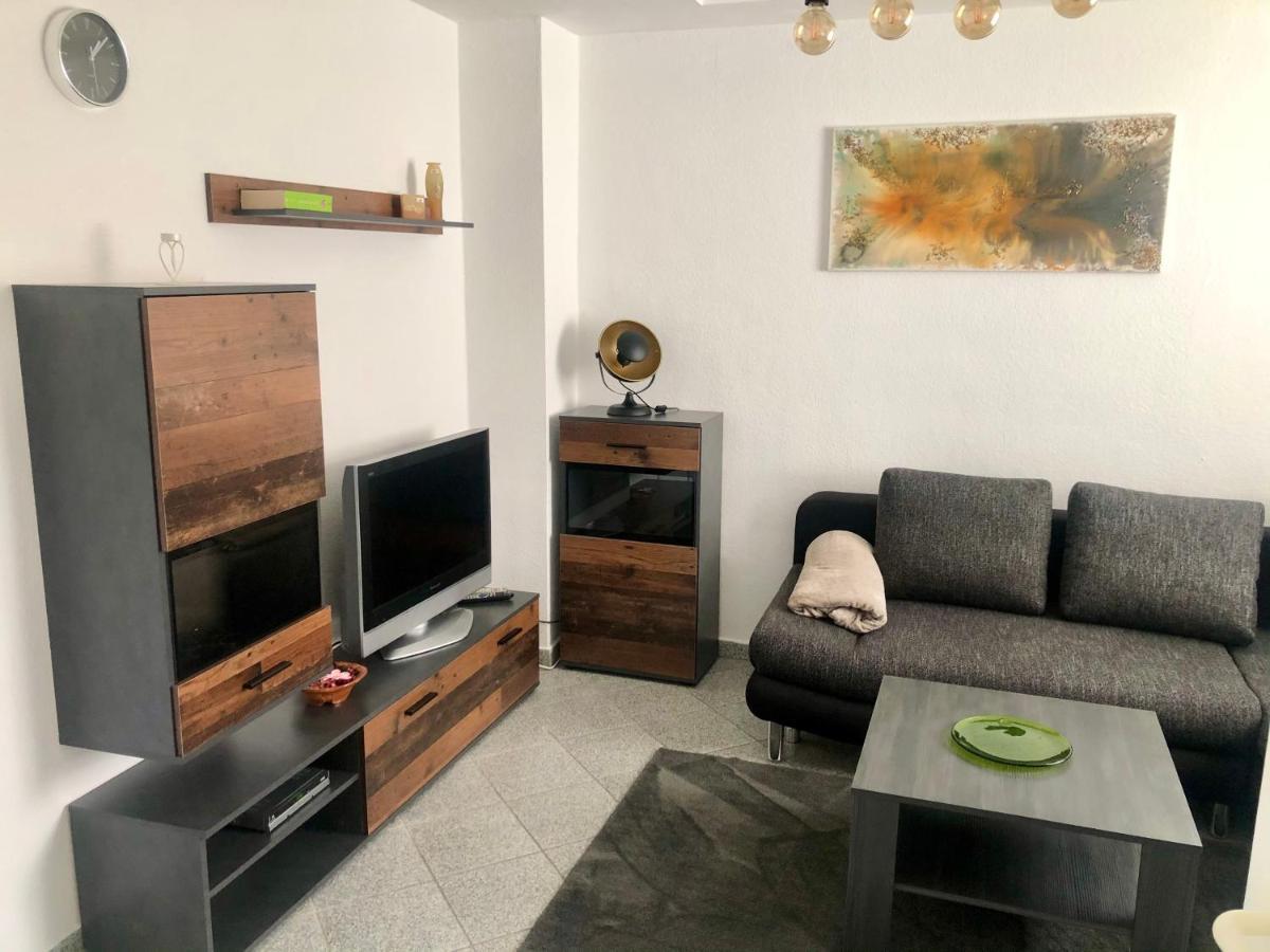 Delux Ferienwohnung Kunstgalerie Und Ilmradweg Kranichfeld Extérieur photo