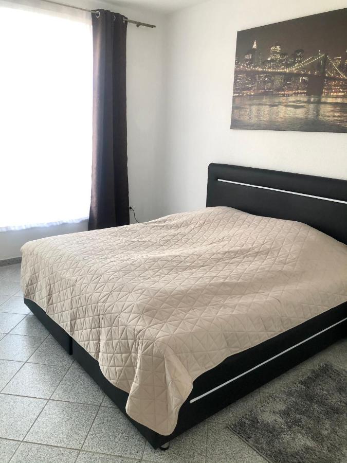 Delux Ferienwohnung Kunstgalerie Und Ilmradweg Kranichfeld Extérieur photo