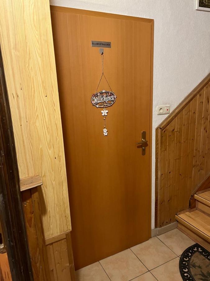 Delux Ferienwohnung Kunstgalerie Und Ilmradweg Kranichfeld Extérieur photo